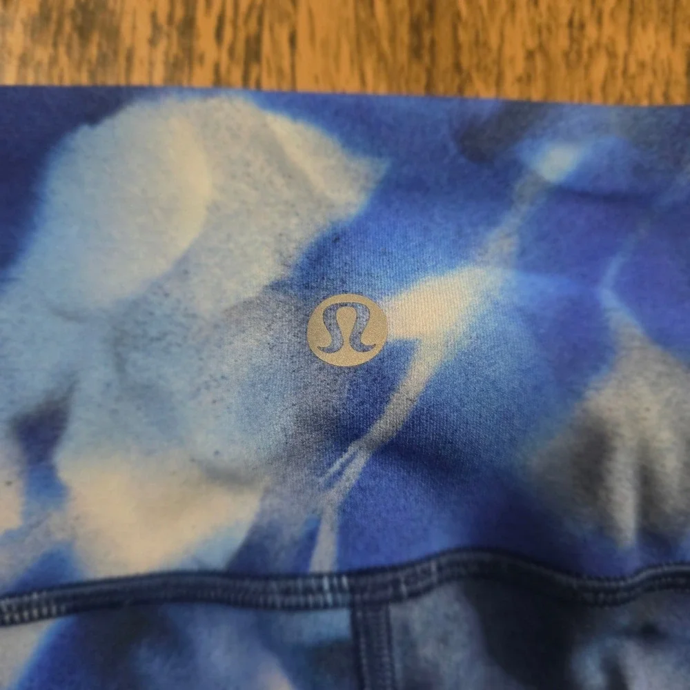 LULULEMON Wunder Under Leggings Womens‎ 8 Blue Watercolor Excellent Luxtreme 27